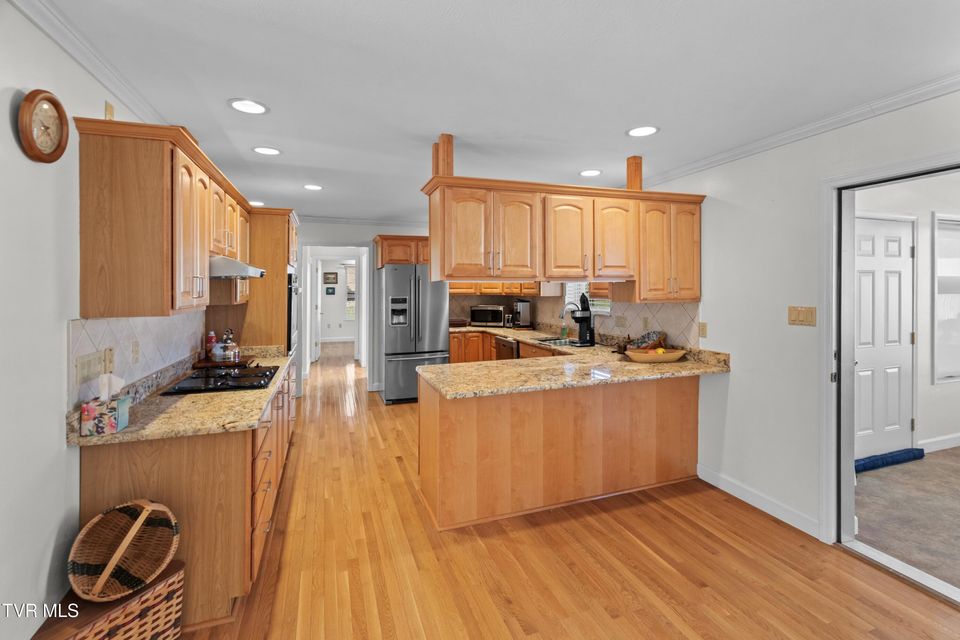 Photo #10: 4875 Stapleton Road