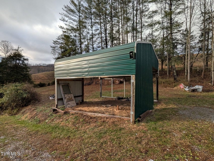 Photo #6: 144 Huckleberry Lane