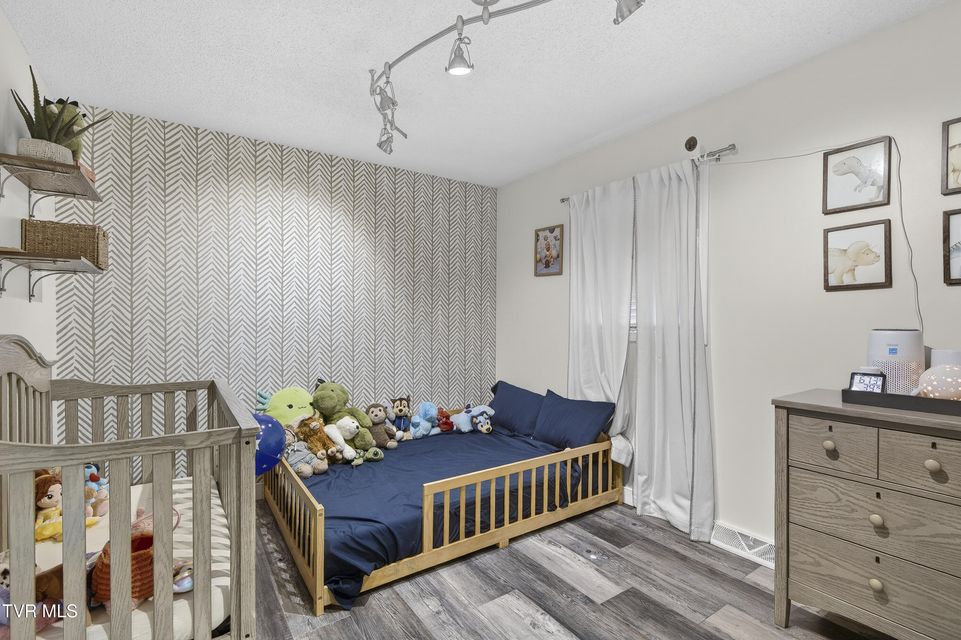 Photo #29: 195 Woodstock Lane 