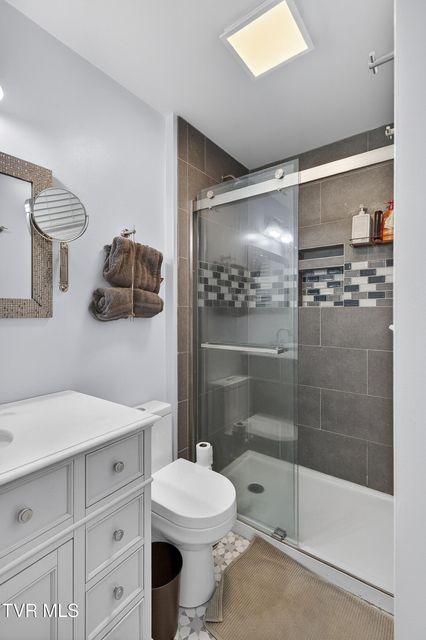 Photo #26: 195 Woodstock Lane 