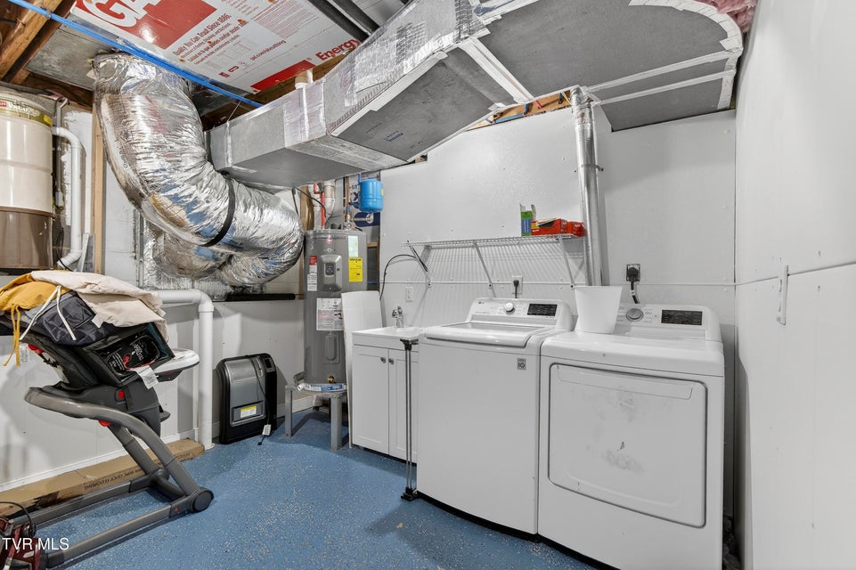 Photo #37: 195 Woodstock Lane 