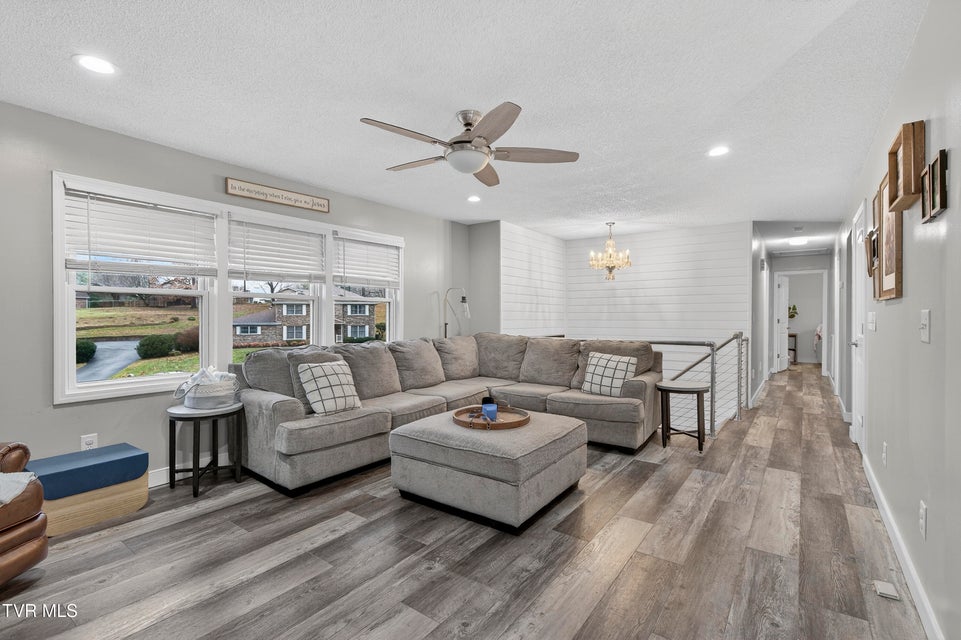 Photo #9: 195 Woodstock Lane 