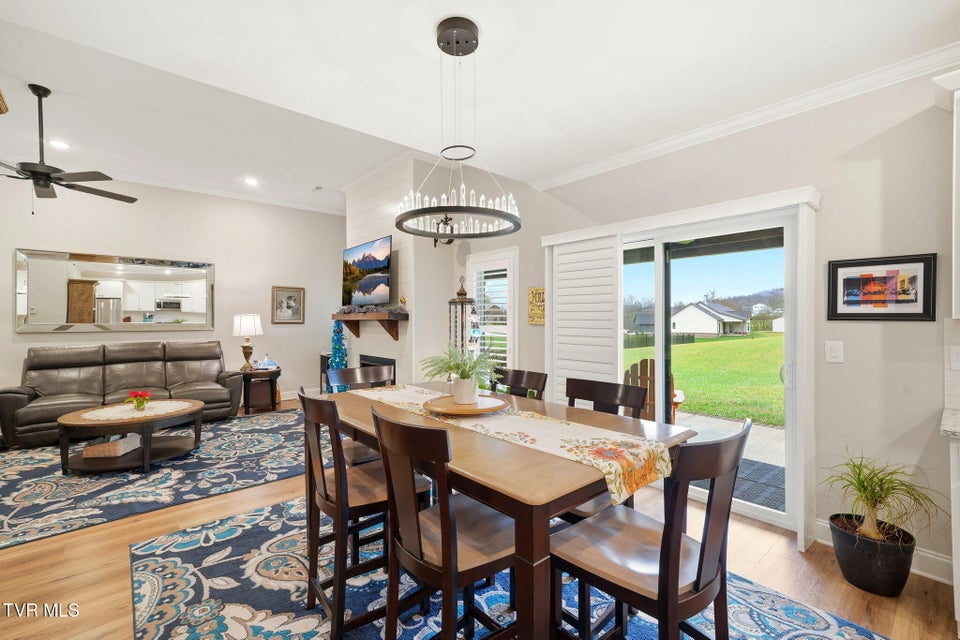 Photo #10: 153 Hillrise Road