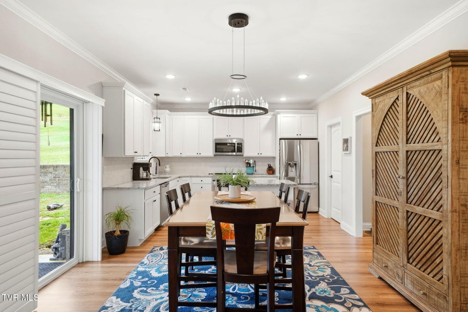 Photo #11: 153 Hillrise Road