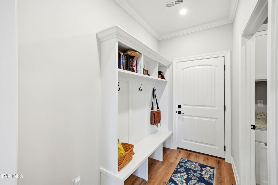 Photo #17: 153 Hillrise Road