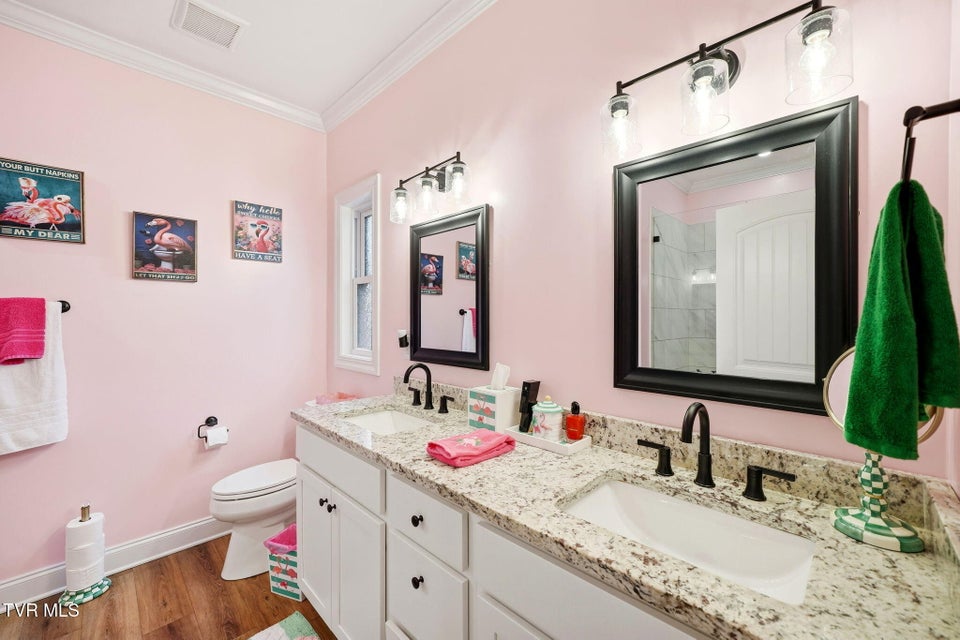 Photo #21: 153 Hillrise Road