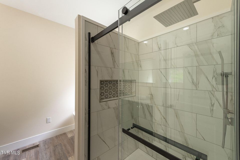 Photo #26: 210 Wadlow Gap Road