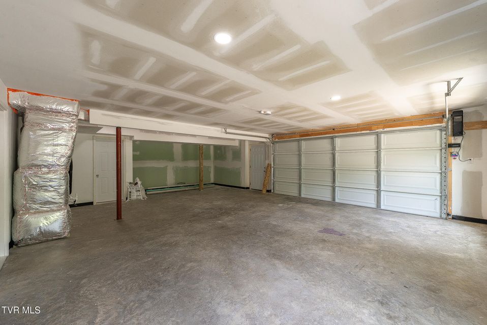 Photo #47: 210 Wadlow Gap Road