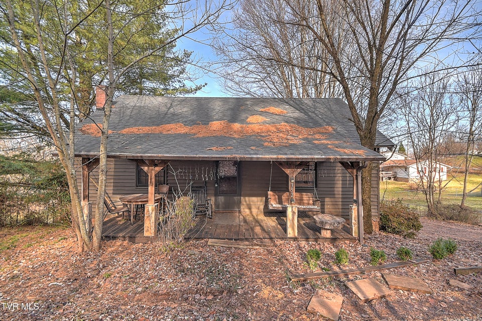 Photo #2: 352 Stage Road