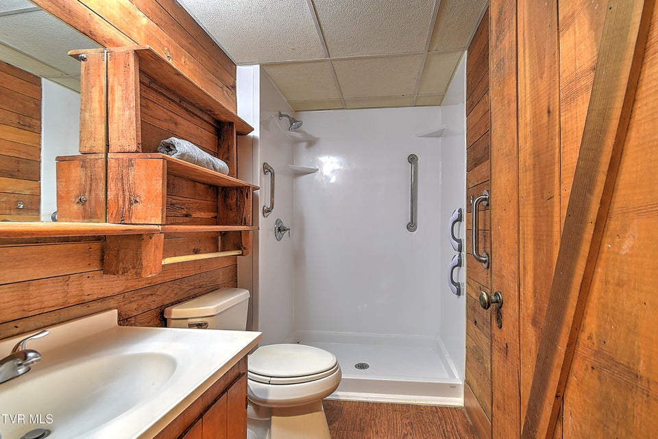 Photo #14: 352 Stage Road