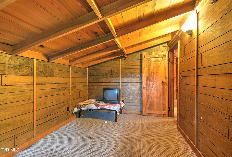 Photo #23: 352 Stage Road