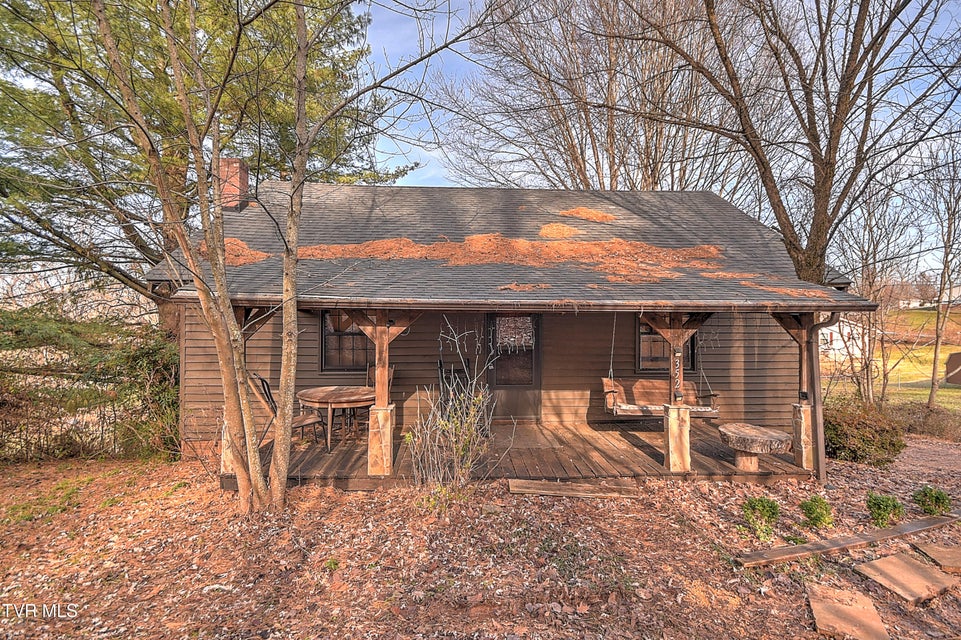 Photo #33: 352 Stage Road