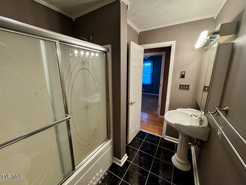 Photo #26: 817 Midnight Drive