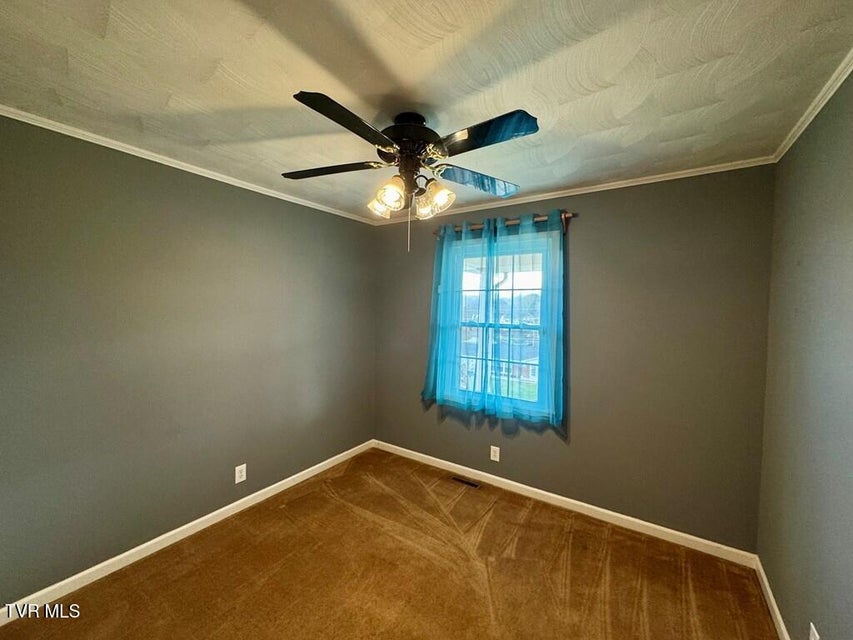 Photo #7: 817 Midnight Drive