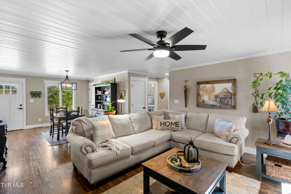 Photo #8: 9915 Warrensburg Road