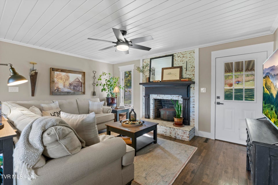 Photo #9: 9915 Warrensburg Road