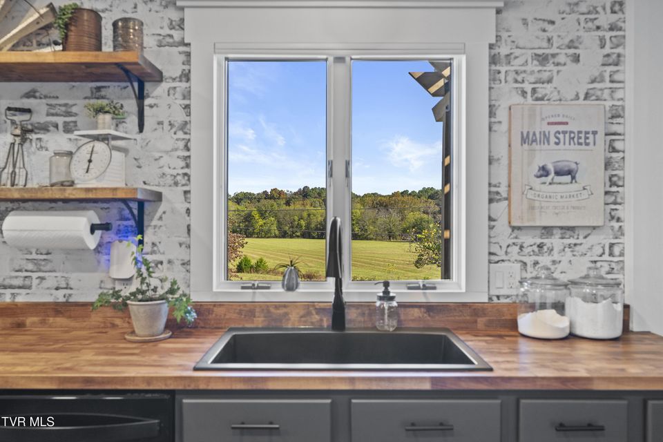 Photo #20: 9915 Warrensburg Road