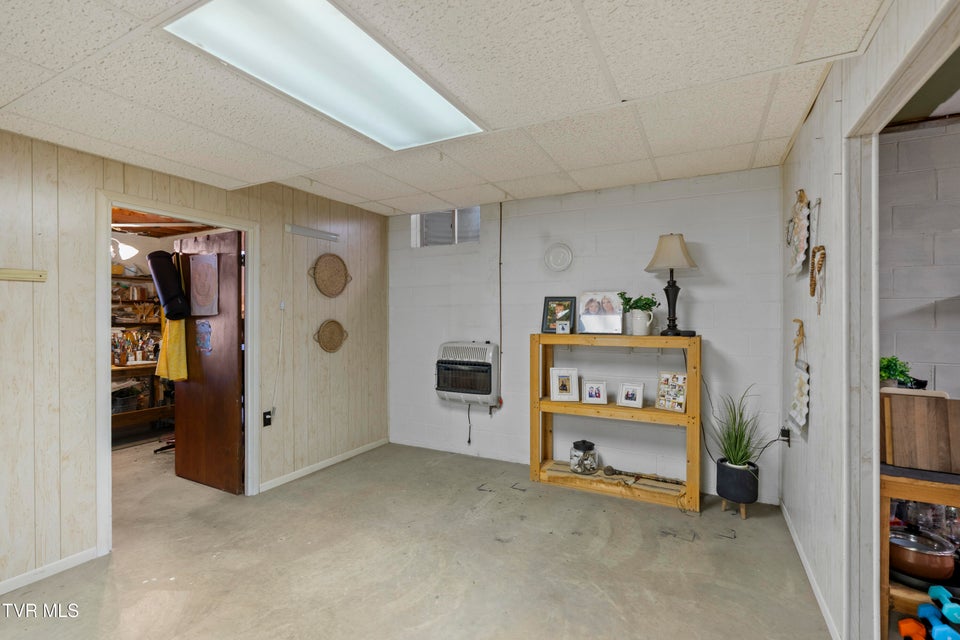 Photo #36: 9915 Warrensburg Road