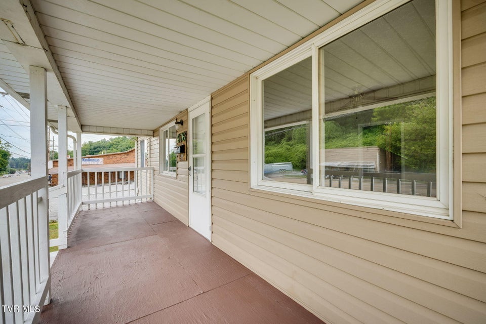 Photo #8: 976 & 984 Lynn Garden Drive