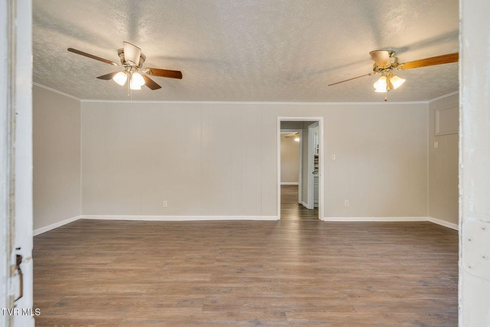 Photo #9: 976 & 984 Lynn Garden Drive