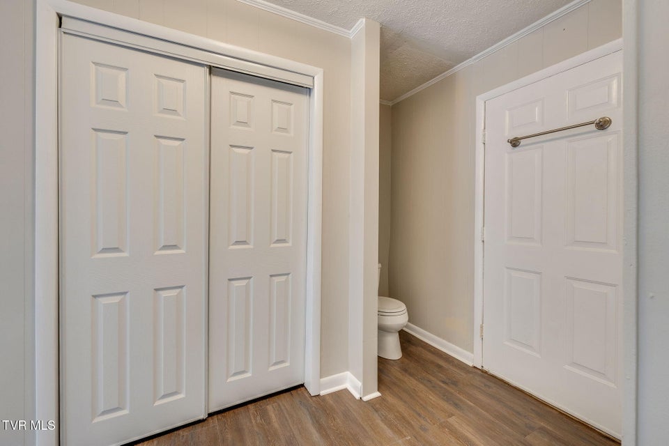 Photo #18: 976 & 984 Lynn Garden Drive