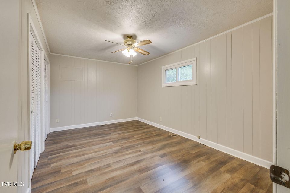 Photo #19: 976 & 984 Lynn Garden Drive