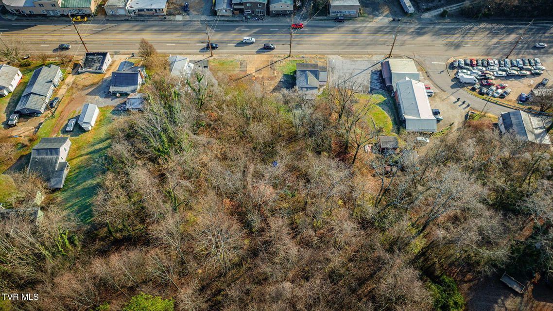 Photo #34: 976 & 984 Lynn Garden Drive