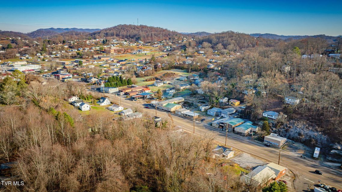 Photo #37: 976 & 984 Lynn Garden Drive