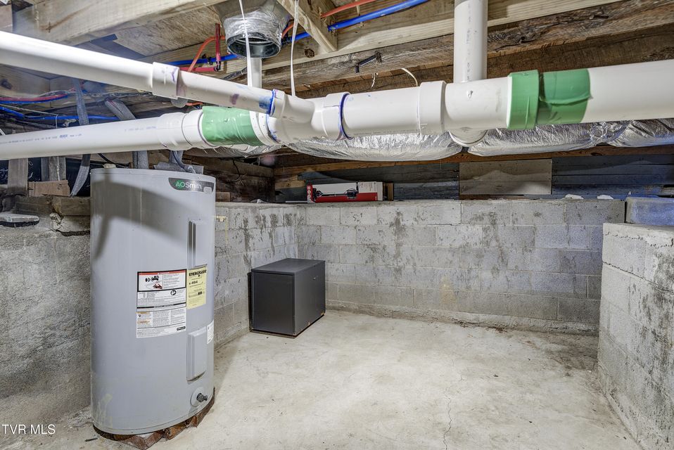 Photo #41: 710 Carson Street