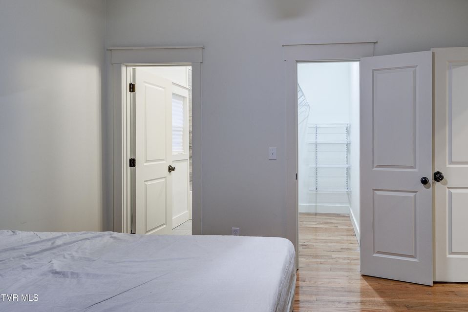 Photo #21: 710 Carson Street