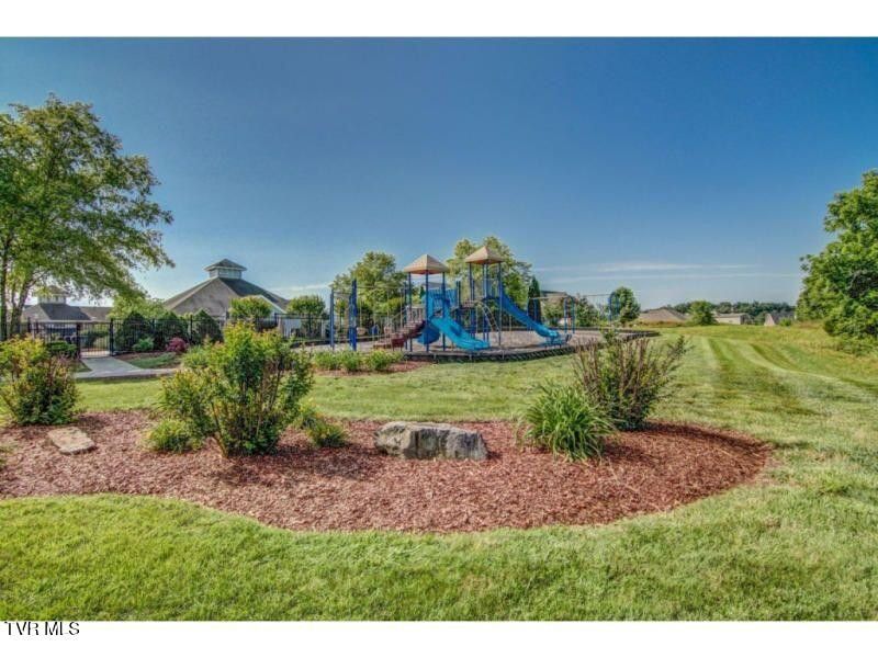 Photo #5: 101 Forest Lane