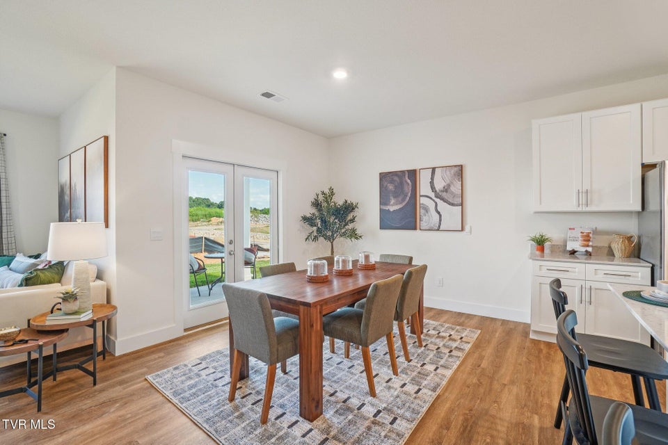 Photo #11: 672 Saint Andrews Drive 