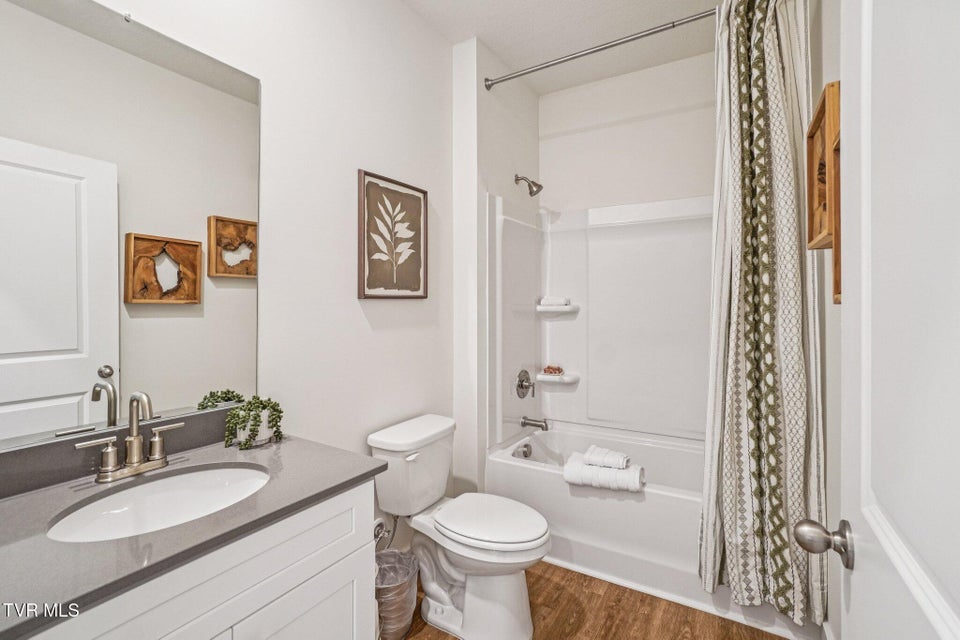 Photo #15: 672 Saint Andrews Drive 