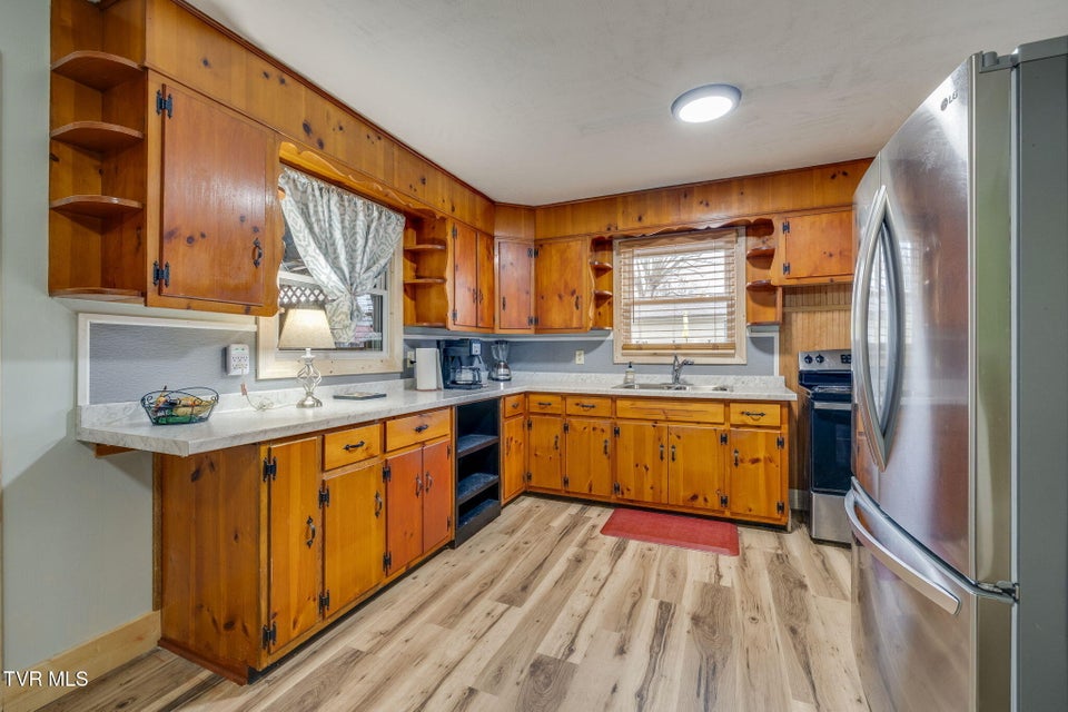 Photo #10: 3304 Lightwood Street