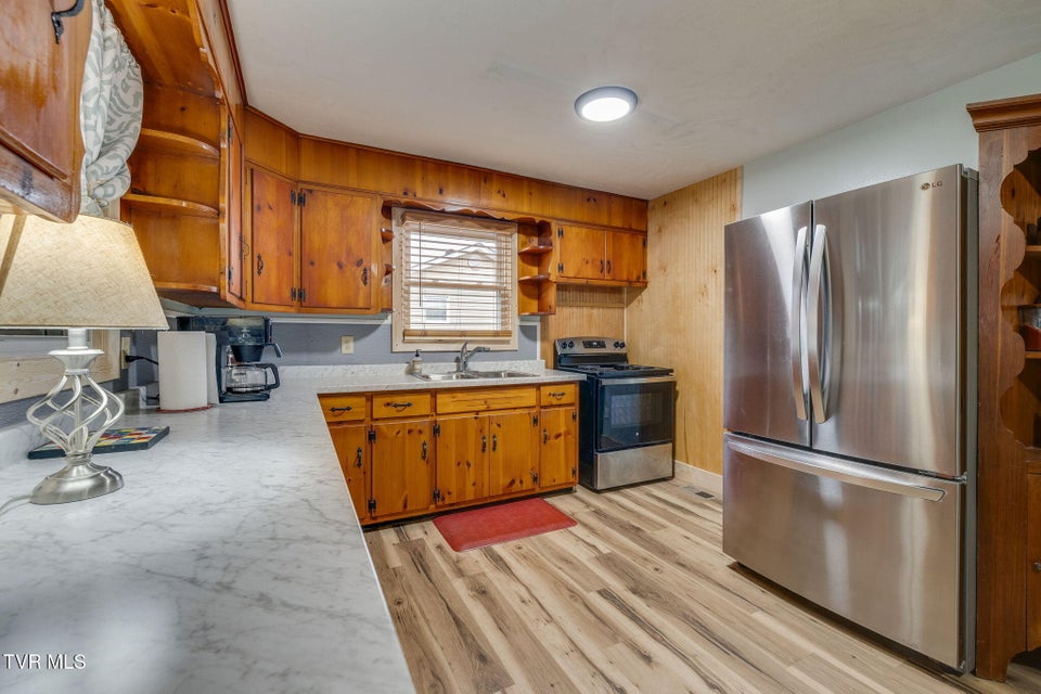 Photo #11: 3304 Lightwood Street