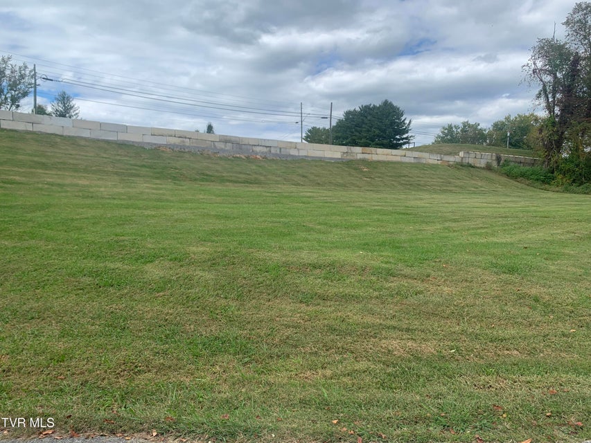 Photo #2: 4987 Bluff City Highway