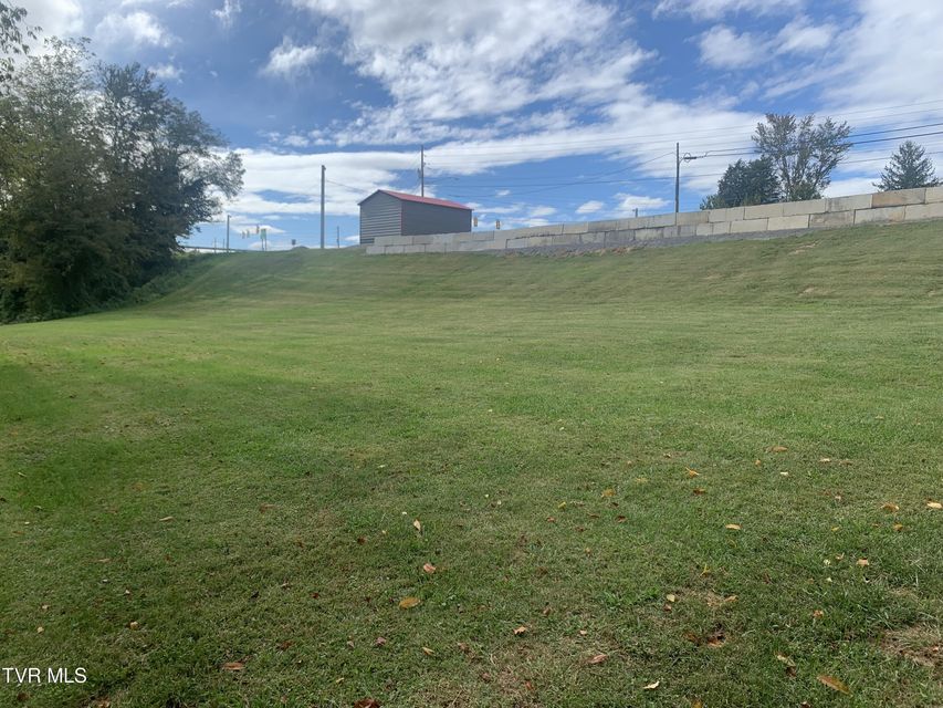 Photo #4: 4987 Bluff City Highway