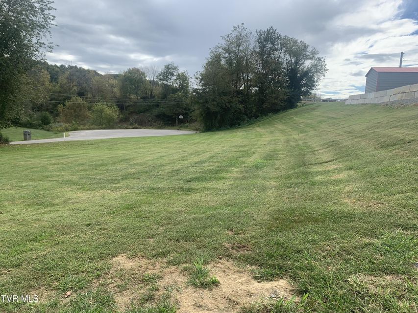 Photo #6: 4987 Bluff City Highway