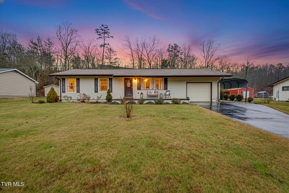 Photo #2: 1913 Diana Road