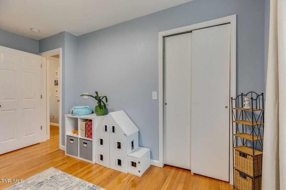 Photo #20: 1913 Diana Road