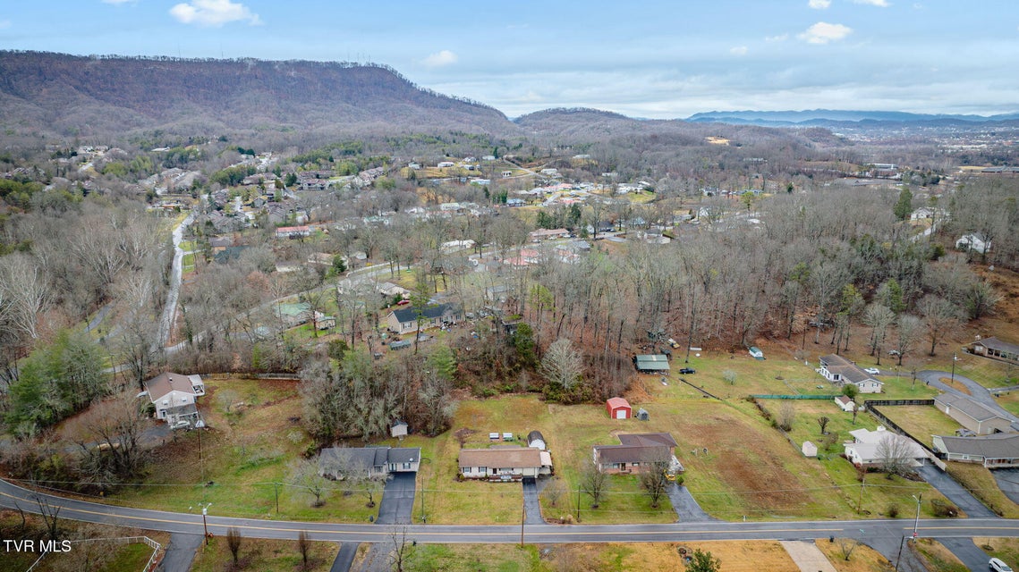 Photo #28: 1913 Diana Road