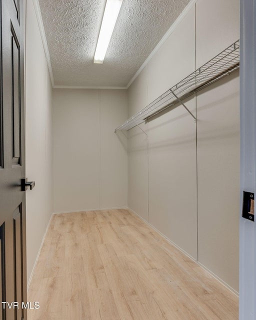 Photo #19: 931 Riverside Avenue