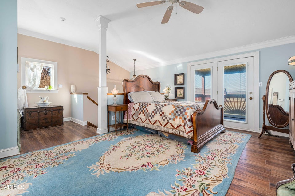 Photo #34: 500 Urbana Road