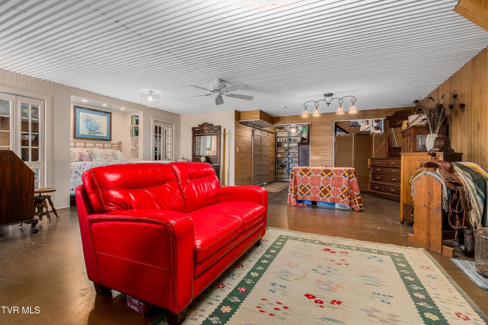 Photo #43: 500 Urbana Road