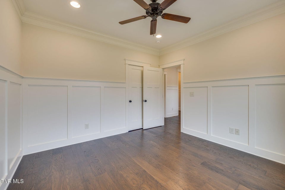 Photo #24: 303 Azure Landing