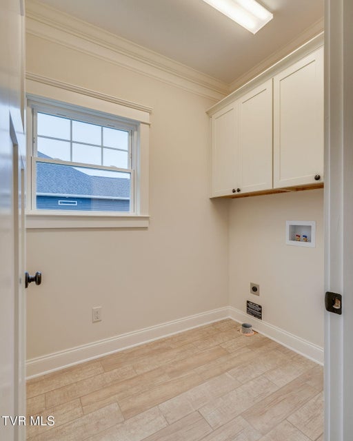 Photo #29: 303 Azure Landing