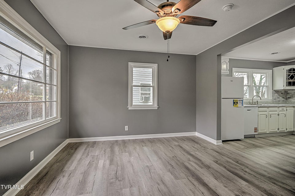 Photo #5: 3341 Page Street