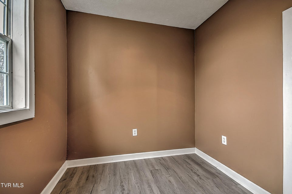 Photo #17: 3341 Page Street