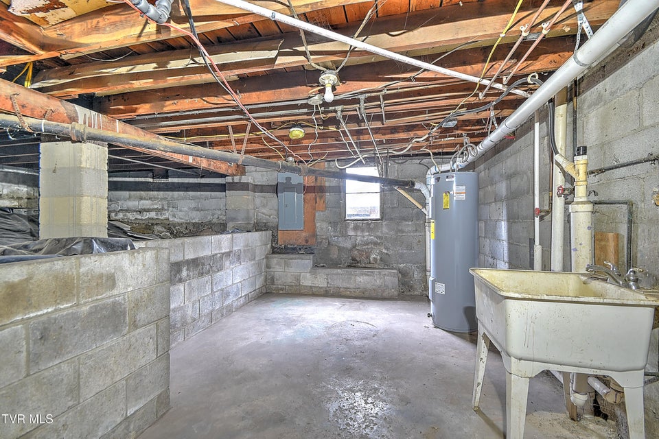 Photo #30: 3341 Page Street