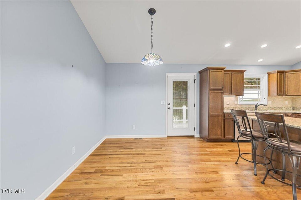 Photo #8: 124 Grove Drive